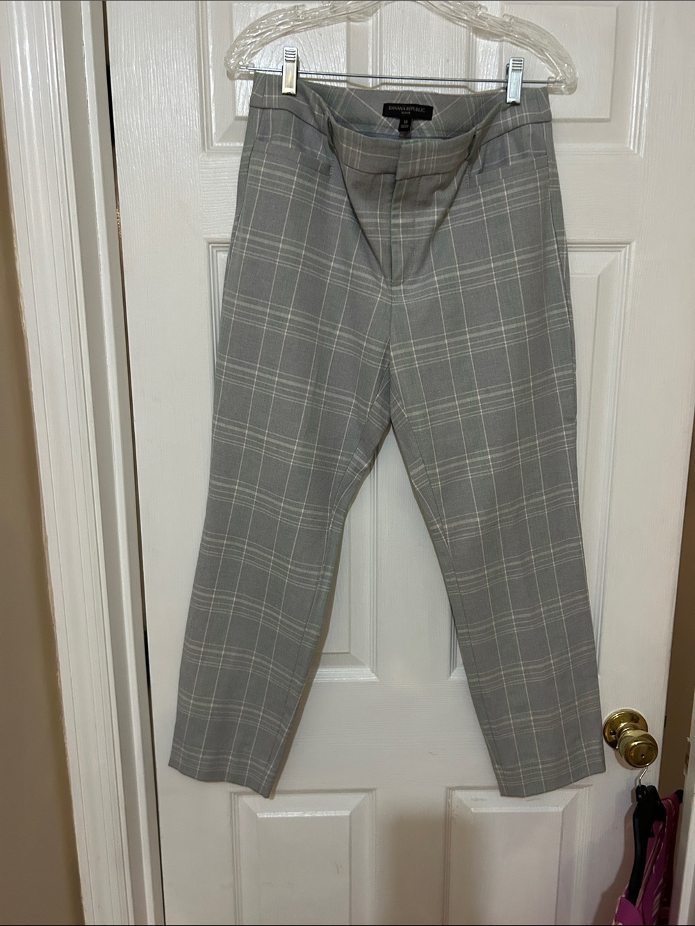 Banana Republic Gray Plaid Cropped Dress Pants
